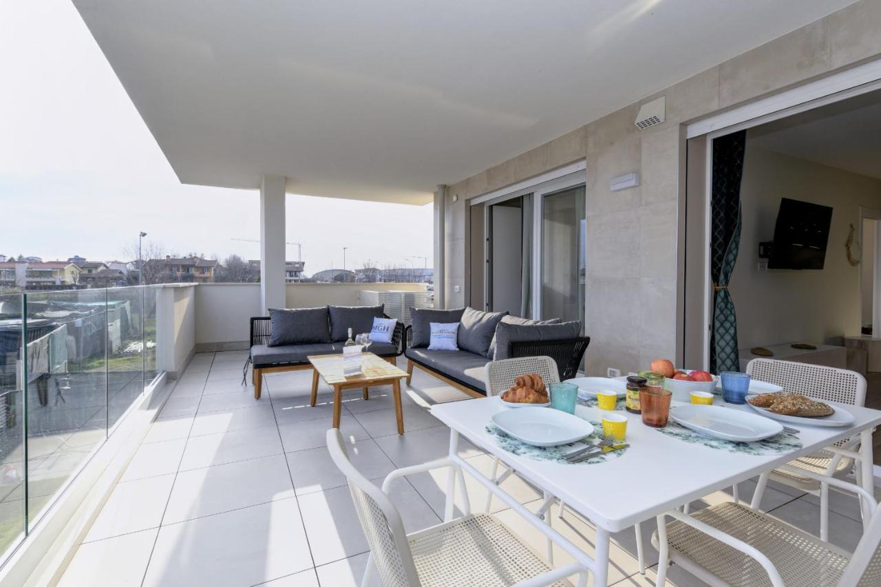 Opalia Residence - Garda Lake Lifestyle Apartment Peschiera del Garda Exterior foto