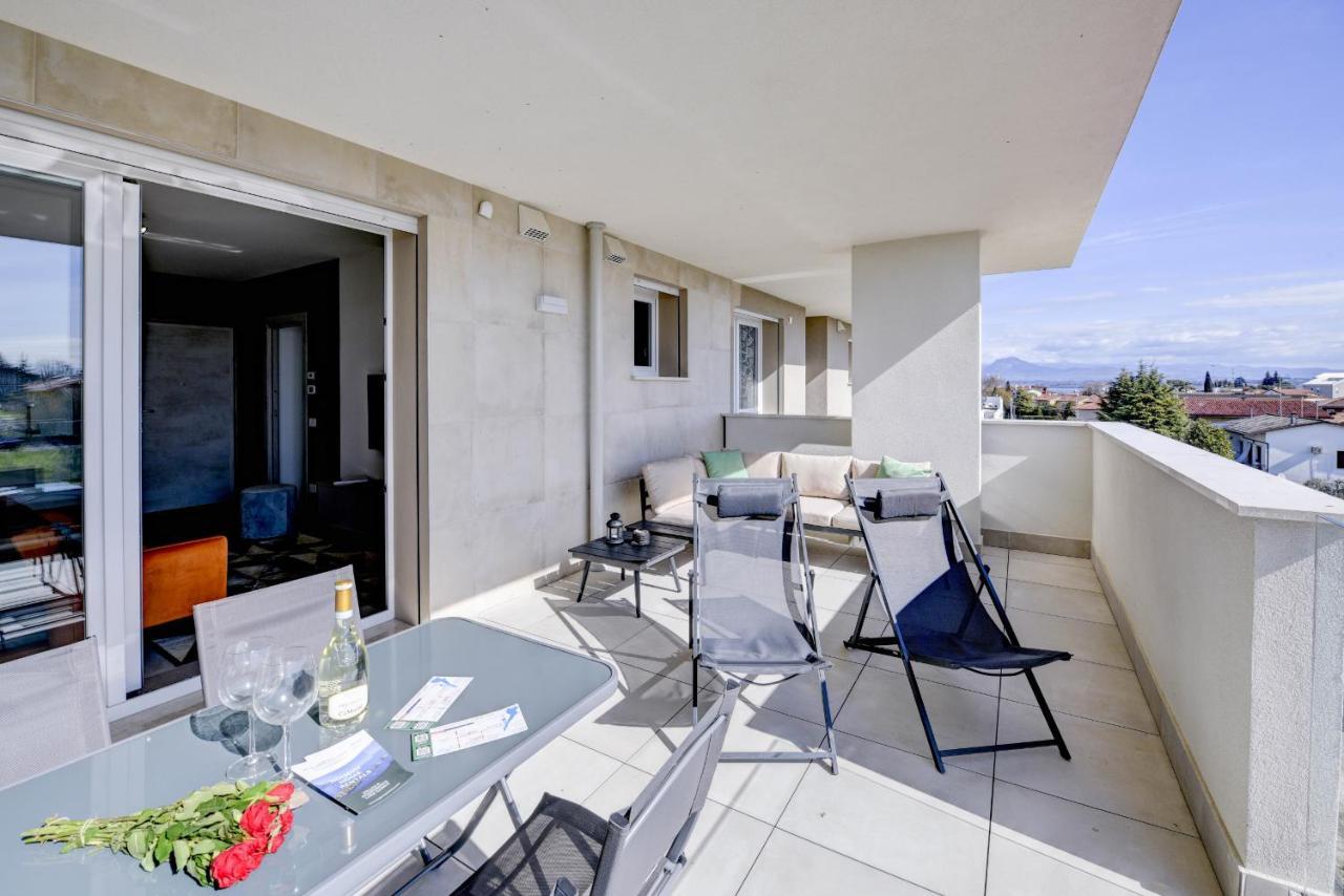 Opalia Residence - Garda Lake Lifestyle Apartment Peschiera del Garda Exterior foto